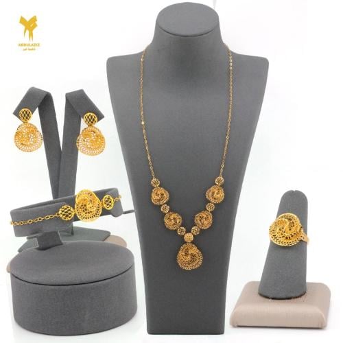 طقم ذهب عيار 21