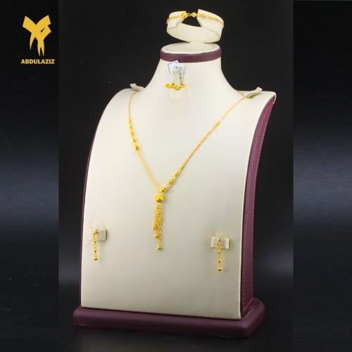 طقم ذهب عيار 21