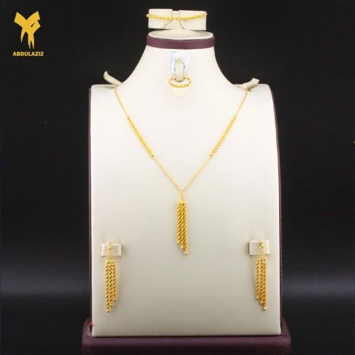 طقم ذهب عيار 21