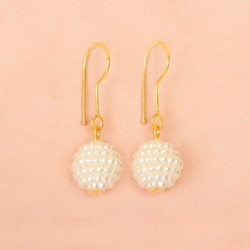 حلق ذهب مع لؤلؤ- عيار 18