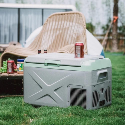 ثلاجة سيارة بمقاسات مختلفة تبريد وتجميد تعمل على ا...