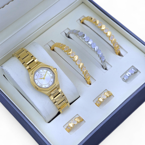 طقم نسائي ساعه و3اساور باللون الذهبي