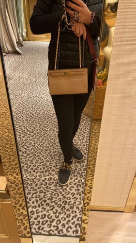 توري متوفر بيج و اسود