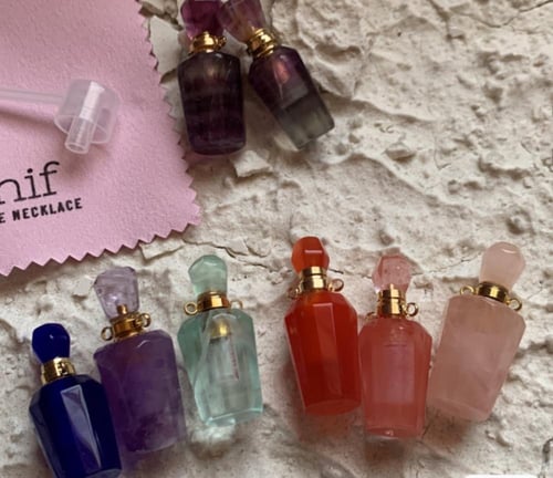 قلادة العطر