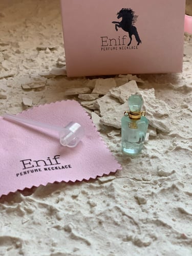 قلادة العطر