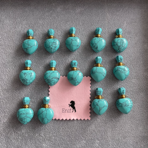 قلاده الفيروز بشكل قلب