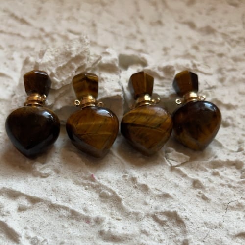 حجر عين النمر - قلب