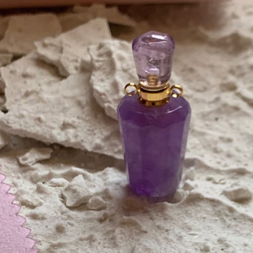 قلادة العطر