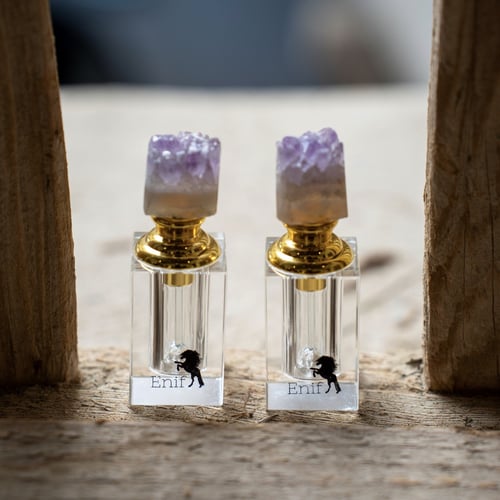 توله من الاحجار الكريمة