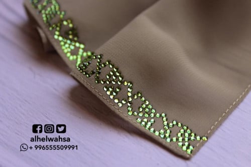 شيل قماش ملكة مع كرستال سوارفسكي جنب 2م55xسم