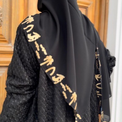 طرح بتطريز شعار التأسيس