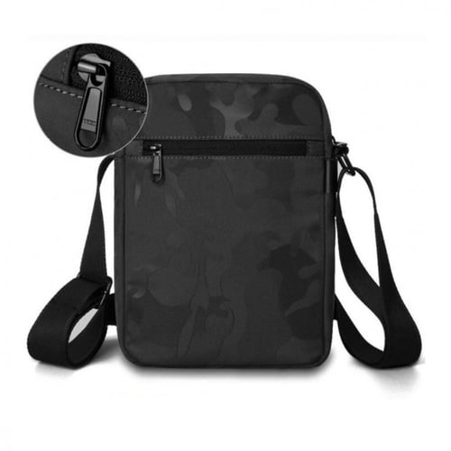 شنطة كتف مريحة بتصميم بسيط وسعة كبيرة متعددة الطبق...