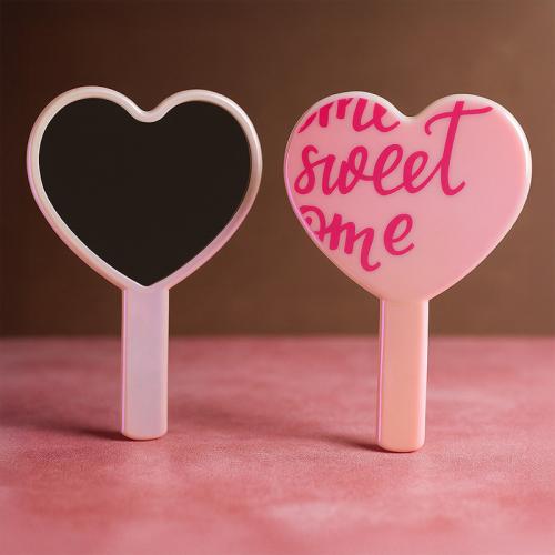 مرآة يد على شكل قلب من سلسلة الوردي اللامع