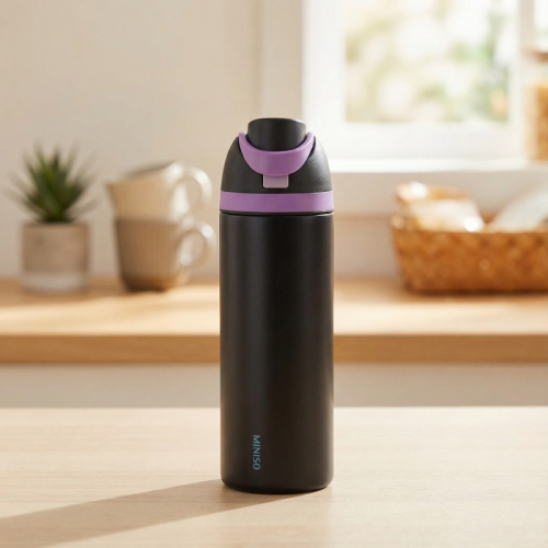 مطارة ستيل مع مزاز 720 مل - أسود