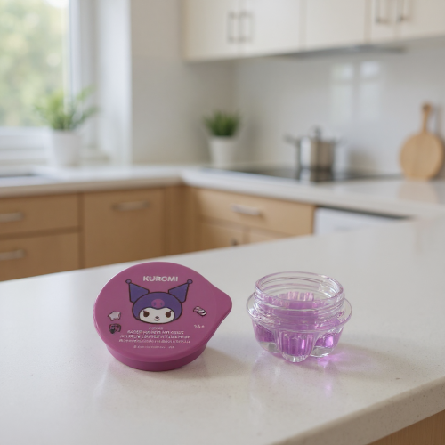 ماسك مرطب للشفاه من مجموعة سانريو كورومي - بلوبيري