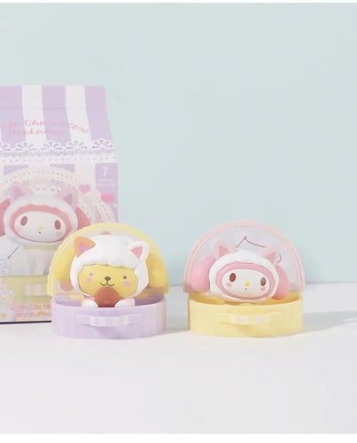 صندوق المفاجآت مجسم عشوائي من شخصيات سانريو هايد ا...