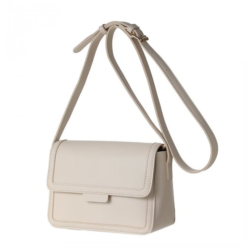 حقيبة كروس بودي بغطاء علوي قلاب - مشمش - مقاس 14*2...