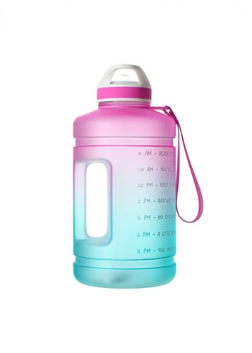 مطارة مياه بلاستيكية بلون متدرج سعة كبيرة 2.2 لتر...