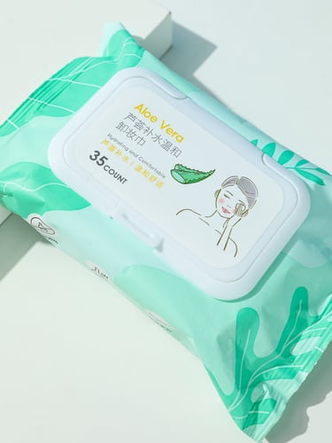 مناديل مرطبة لازالة المكياج بخلاصة الالوفيرا - 35...