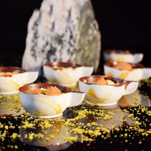 قالب شوكولاتة شكل الكوب بمسكة