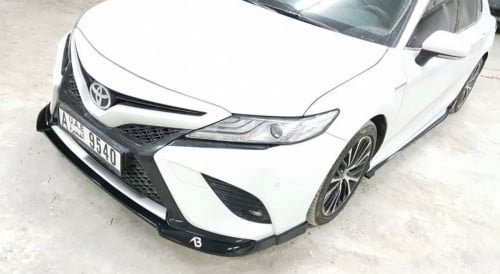 لحية تويوتا كامري 2018-2023