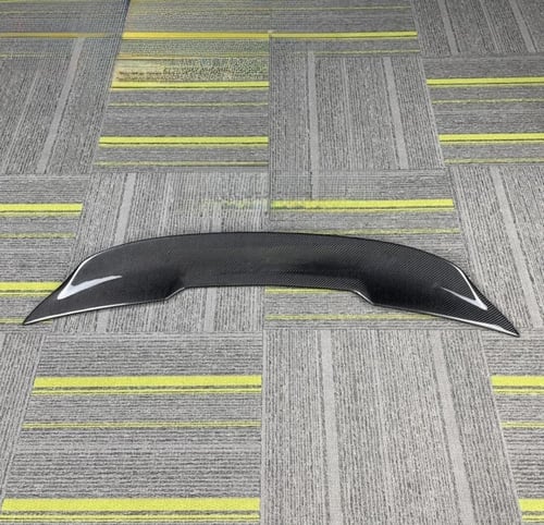 جناح لكزس كاربون فايبر الحجم الكبير is 2021-2023