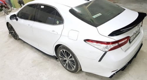 جوانب تويوتا كامري 2018-2023