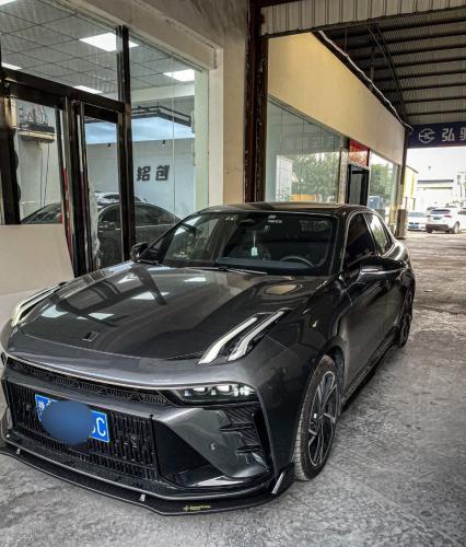 لحية أمامية لينك اند كو 03 لون كاربون فايبر