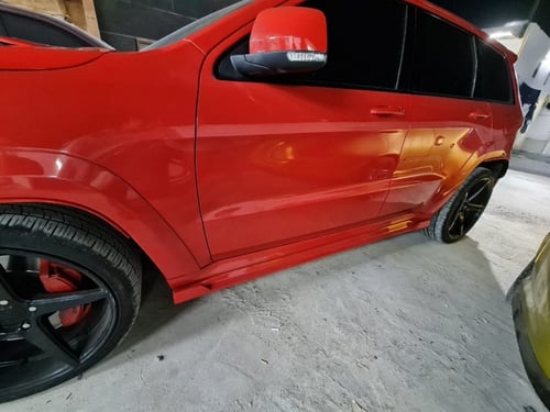 جوانب جيب جراند شيروكي اس ار تي 2017-2023