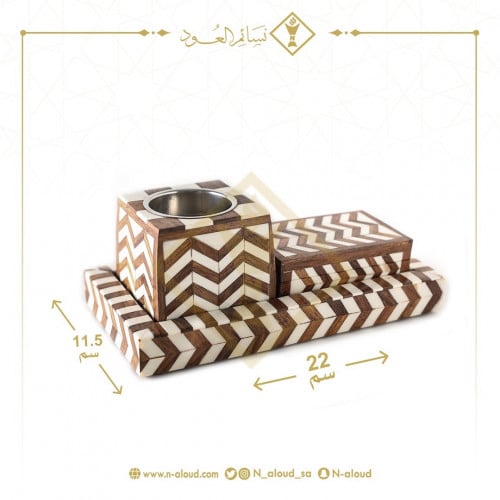 طقم خشب مع عظم