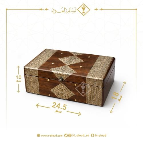 صندوق خشبي بنقوش نحاسية كبير لون فضي
