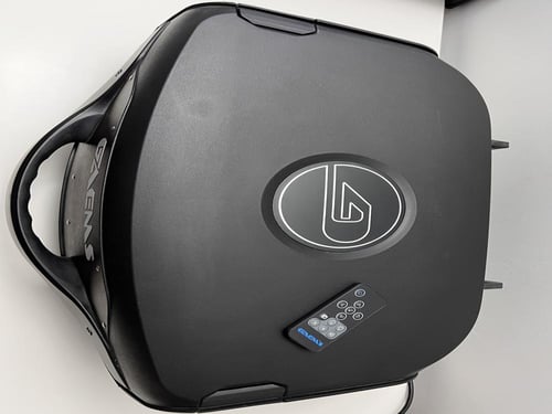 شاشة محمولة داخل حقيبة مقاس ١٩ انش طراز GAEMS