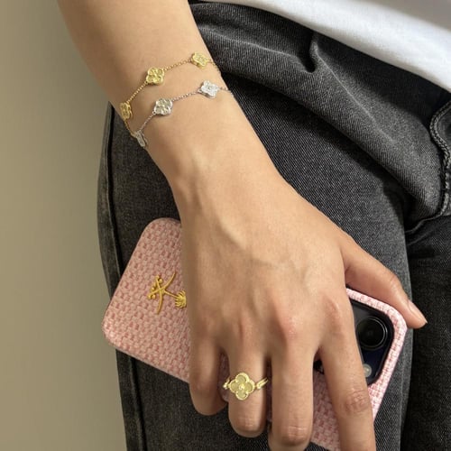 اسورة فان كليف بالزركون