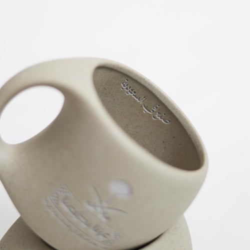 كوب عزنا بطبعنا