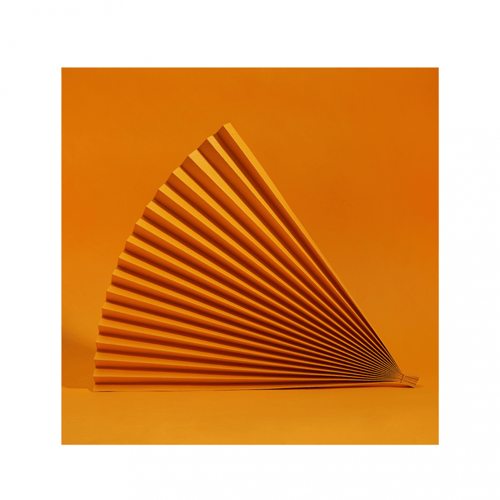 مجسمات ورقية