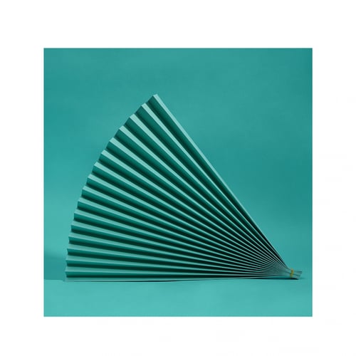 مجسمات ورقية