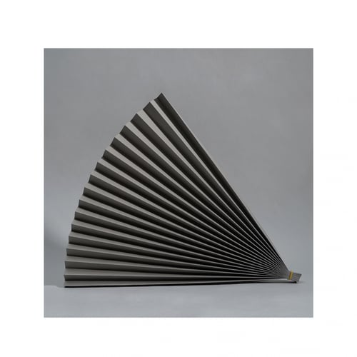 مجسمات ورقية