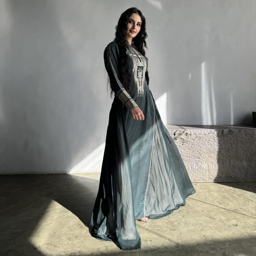 ثوب عسيري زيتي بـ تصميم عصري #1