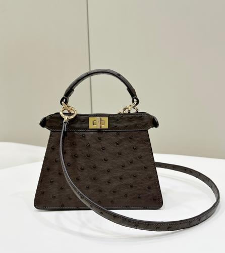فندي بيكابو بتيت مقاس 20cm