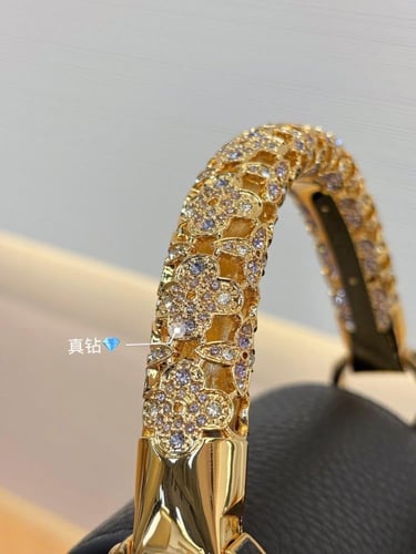 لوي فيتون Capucines مقاس 21cm