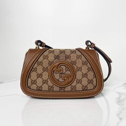 قوتشي Blondie مقاس 21.5cm