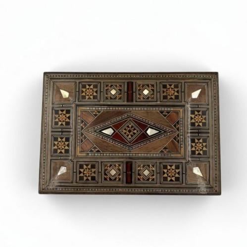 صندوق خشبي فاخر مطعم بالصدف