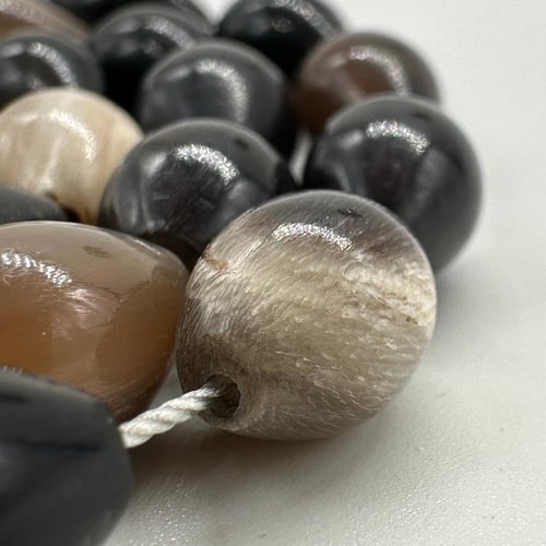 سبحة قرن جاموس طبيعي مطعم بعظم