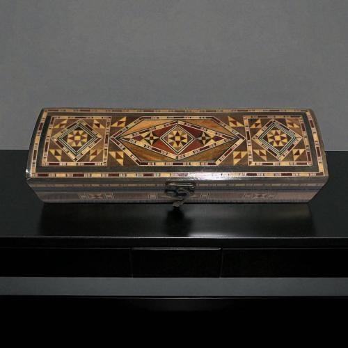 علبة خشبية فاخرة مع قفل