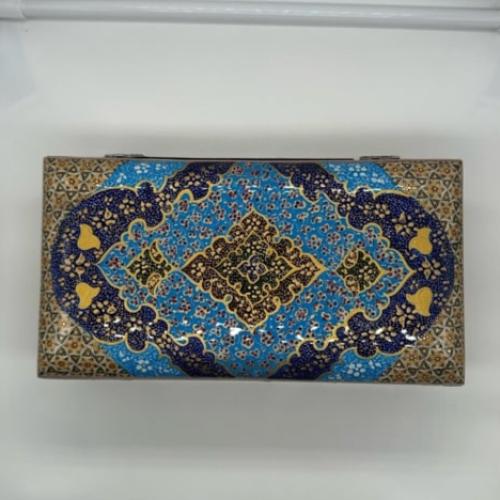 صندوق خشبي فاخر مطعمه بالنحاس والعاج