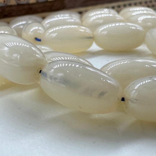 سبحة من هرمية الماني قديم لؤلؤي معرق