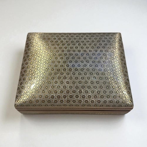 علبة خشبية فاخرة مطعمة بالعاج والنحاس