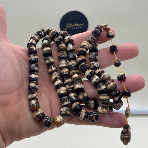 سبحة يسر وردي طبيعي مع ترسة ظهر سلحفاة طبيعي