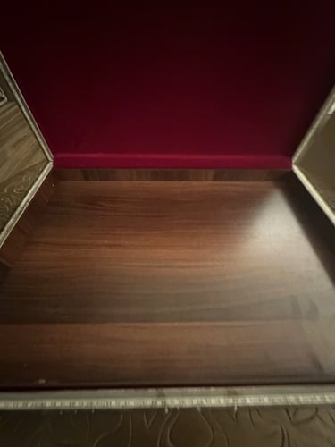 صندوق خشبي فاخر مزخرف