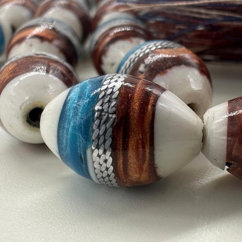 سبحة عظم جمل مع ميدالية